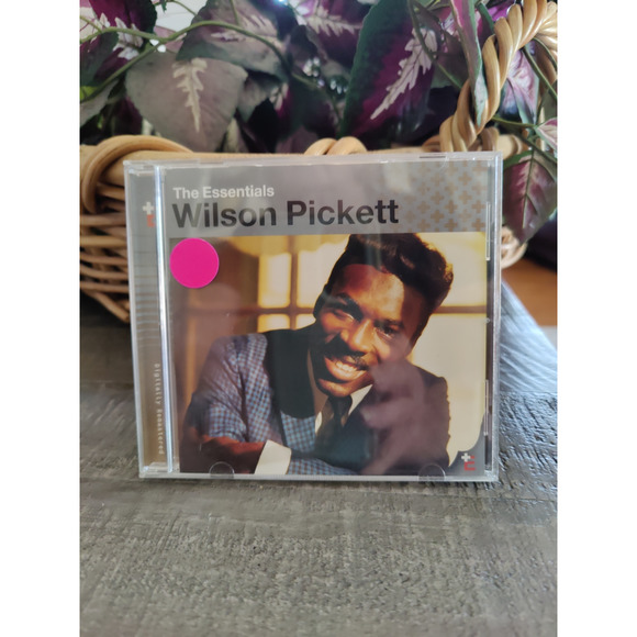 Natalie Cole. Wilson Picket  Three Degrees - Picture 4 of 7